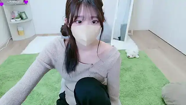 Mina_3737